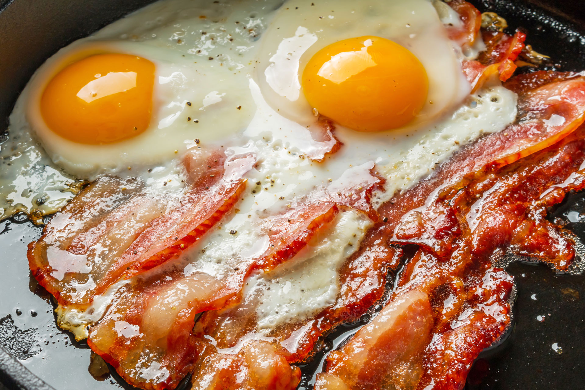 Cooking sounds. Bacon and Eggs. Bacon and Eggs картинка. 1)Bacon and Eggs. Danger & Eggs.